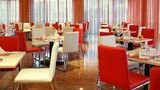 <b>Ramada Plaza Riverside Hangzhou Restaurant</b>. Images powered by <a href="https://iceportal.shijigroup.com/" title="IcePortal" target="_blank">IcePortal</a>.