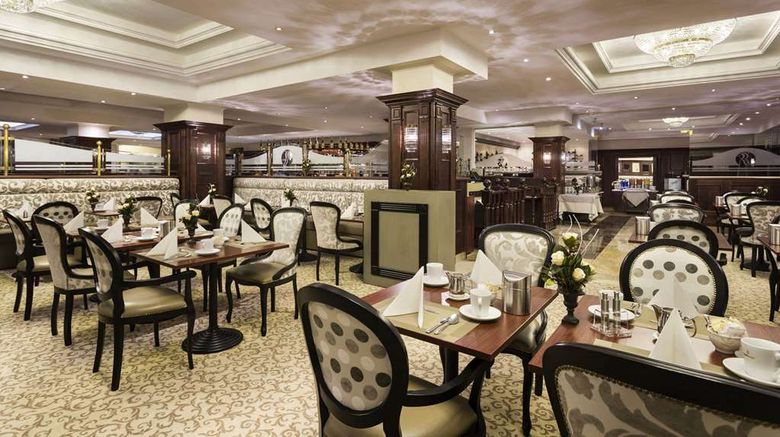 <b>Ramada Hotel & Suites Bucharest North Restaurant</b>. Images powered by <a href="https://iceportal.shijigroup.com/" title="IcePortal" target="_blank">IcePortal</a>.