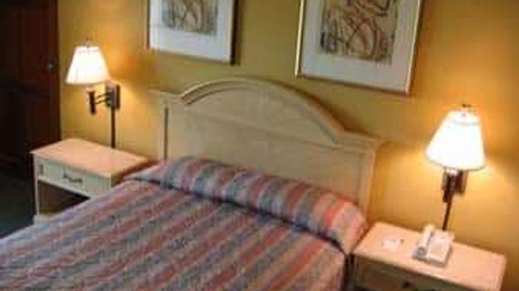 Days Inn Guam-Tamuning Room