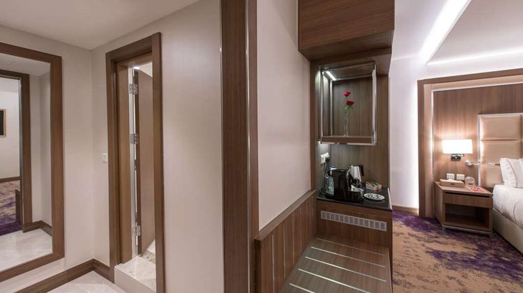 Ramada Continental Jeddah Room