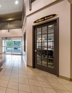 Days Inn Thunder Bay North