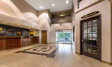 Days Inn Thunder Bay North