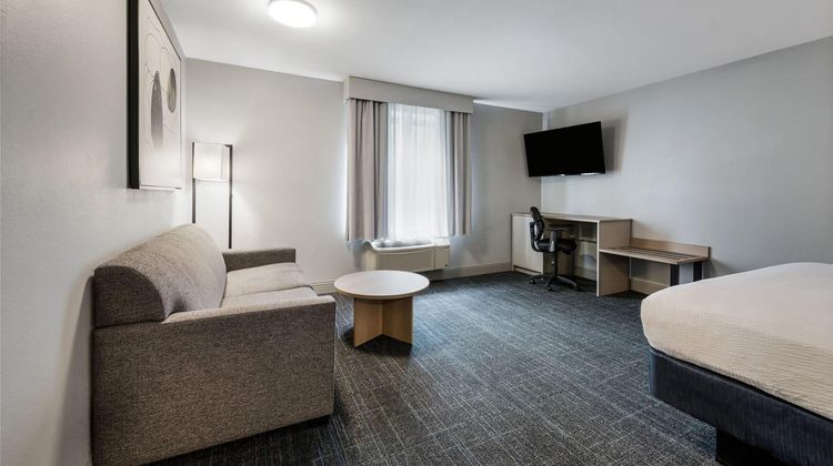 Days Inn Thunder Bay North Room