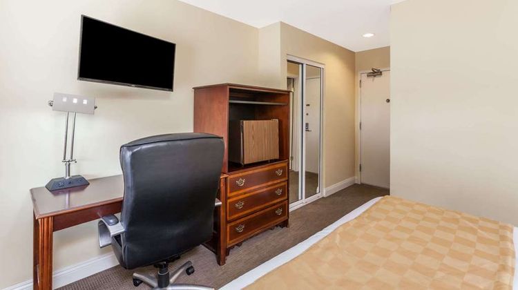 Knights Inn Los Angeles Central Room