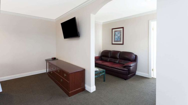 Knights Inn Los Angeles Central Room