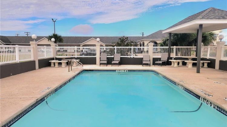 Days Inn Robstown Pool
