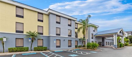 Days Inn & Suites Lakeland Exterior
