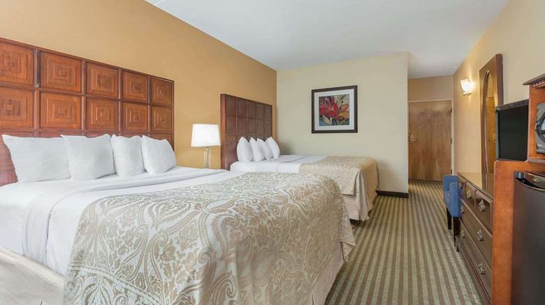 <b>Ramada Columbus Polaris Room</b>. Images powered by <a href="https://iceportal.shijigroup.com/" title="IcePortal" target="_blank">IcePortal</a>.