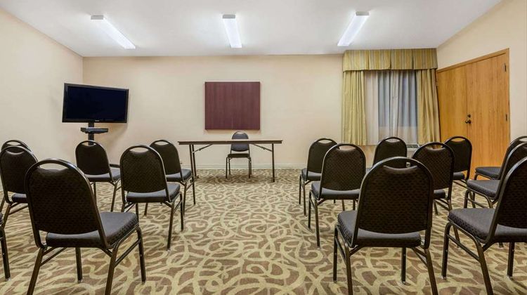 Ramada Columbus Polaris Meeting