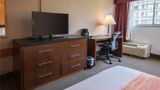 Howard Johnson Hotel & Conf Ctr Room