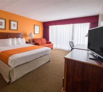 Howard Johnson Hotel & Conf Ctr Room