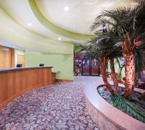 Ramada Tropics Resort/Conference Center Lobby