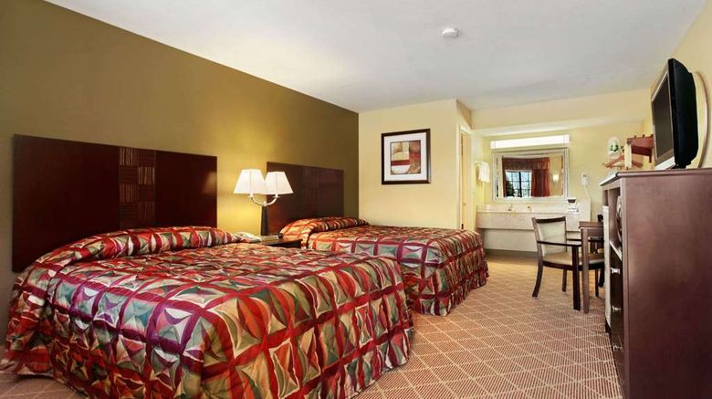 <b>Super 8 Payson Room</b>. Images powered by <a href="https://iceportal.shijigroup.com/" title="IcePortal" target="_blank">IcePortal</a>.
