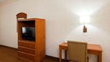 Howard Johnson Inn & Suites Pico Rivera Room