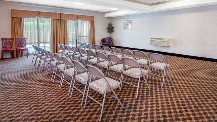 Howard Johnson Inn & Suites Pico Rivera Meeting