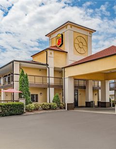Super 8 Columbia