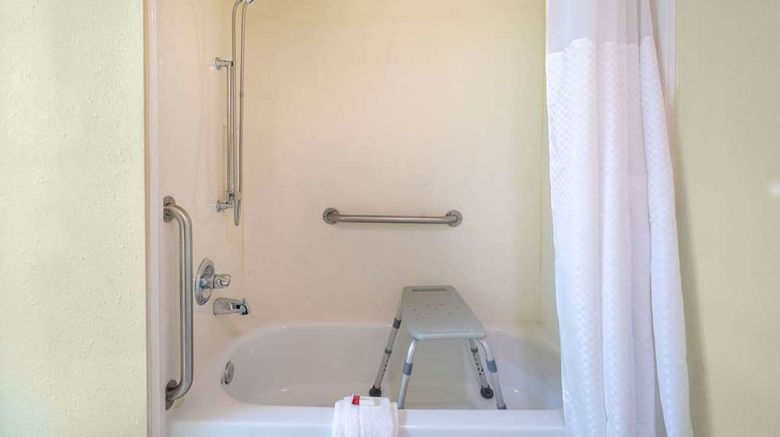 <b>Super 8 North Little Rock/McCain Room</b>. Images powered by <a href="https://iceportal.shijigroup.com/" title="IcePortal" target="_blank">IcePortal</a>.