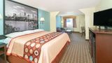 Super 8 North Little Rock/McCain Suite