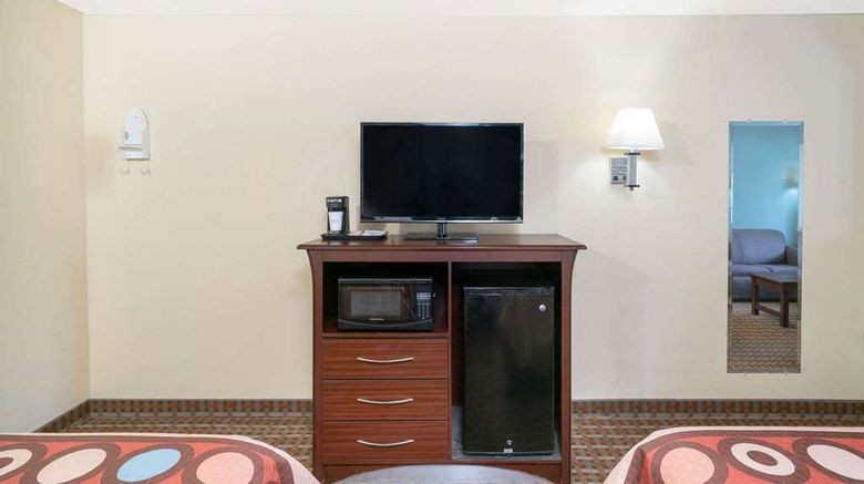 <b>Super 8 North Little Rock/McCain Room</b>. Images powered by <a href="https://iceportal.shijigroup.com/" title="IcePortal" target="_blank">IcePortal</a>.