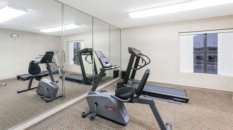 <b>Super 8 Jacksonville Health</b>. Images powered by <a href="https://iceportal.shijigroup.com/" title="IcePortal" target="_blank">IcePortal</a>.