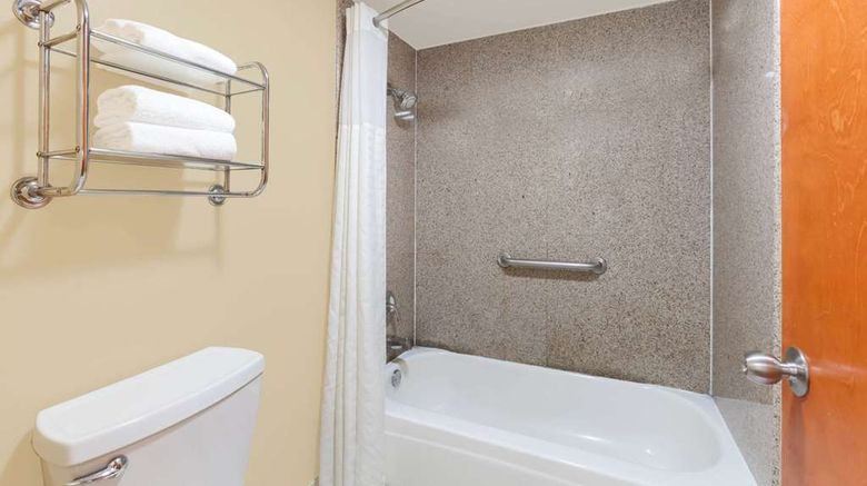 <b>Super 8 Jacksonville Room</b>. Images powered by <a href="https://iceportal.shijigroup.com/" title="IcePortal" target="_blank">IcePortal</a>.