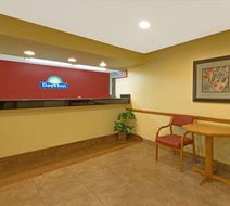 Days Inn Cameron Lobby