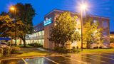 Baymont Inn & Suites Louisville East Exterior