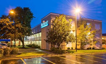 Baymont Inn & Suites Louisville East