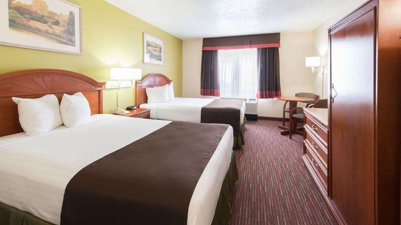 <b>Baymont Inn & Suites Louisville East Room</b>. Images powered by <a href="https://iceportal.shijigroup.com/" title="IcePortal" target="_blank">IcePortal</a>.