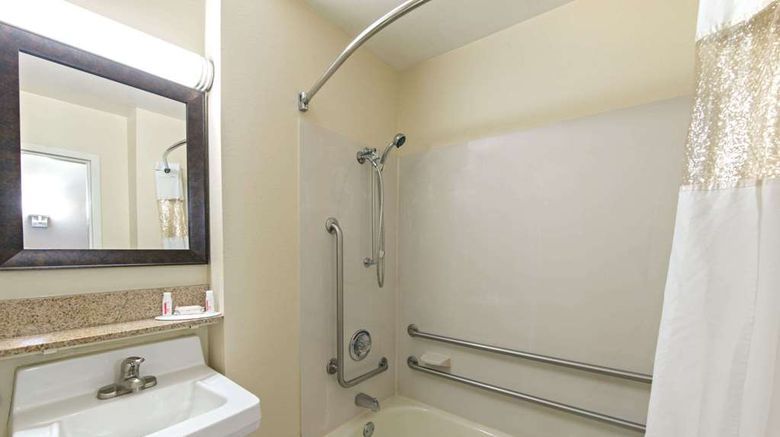 <b>Baymont Inn & Suites Louisville East Room</b>. Images powered by <a href="https://iceportal.shijigroup.com/" title="IcePortal" target="_blank">IcePortal</a>.