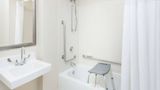 Baymont Inn & Suites Peoria Room