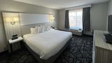 Baymont Inn & Suites Peoria Room