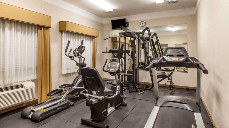 <b>Baymont Inn & Suites Galveston Health</b>. Images powered by <a href="https://iceportal.shijigroup.com/" title="IcePortal" target="_blank">IcePortal</a>.