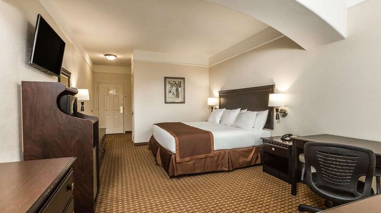 <b>Baymont Inn & Suites Galveston Room</b>. Images powered by <a href="https://iceportal.shijigroup.com/" title="IcePortal" target="_blank">IcePortal</a>.