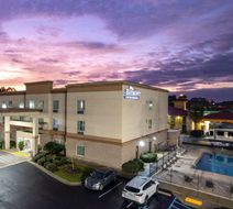 Baymont Inn & Suites Savannah South Exterior