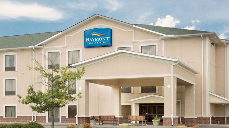 Baymont Inn & Suites Augusta Riverwatch Exterior