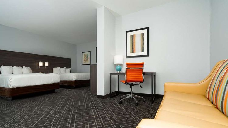 Baymont Inn & Suites Augusta Riverwatch Room