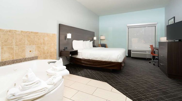 Baymont Inn & Suites Augusta Riverwatch Room