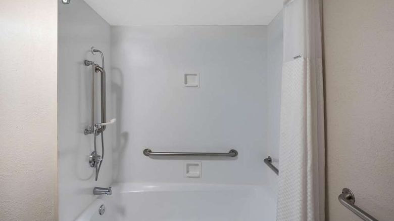 <b>Baymont Inn & Suites Murfreesboro Room</b>. Images powered by <a href="https://iceportal.shijigroup.com/" title="IcePortal" target="_blank">IcePortal</a>.