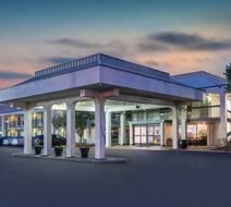 Baymont Inn & Suites Murfreesboro Exterior