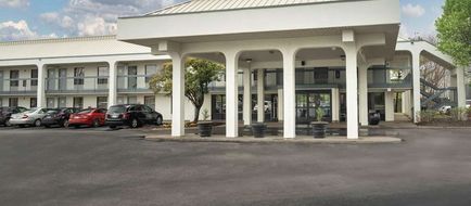 Baymont Inn & Suites Murfreesboro Exterior