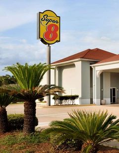 Super 8 Lake Charles Northeast