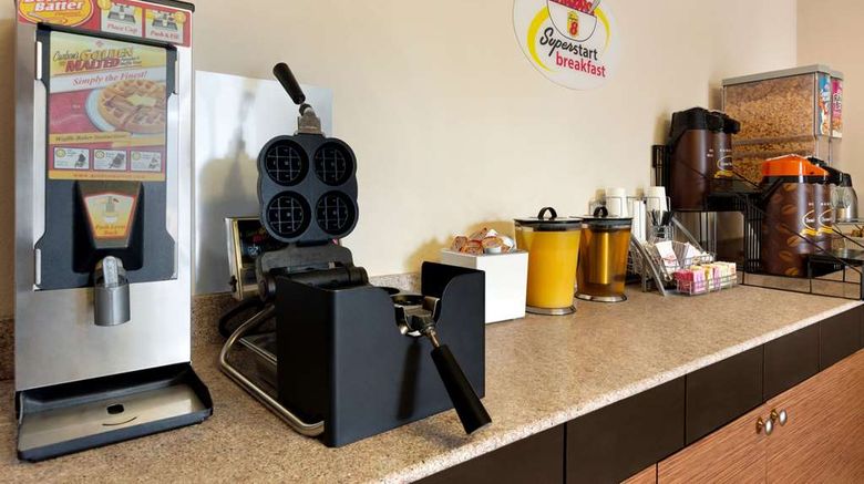 <b>Super 8 Lake Charles Northeast Restaurant</b>. Images powered by <a href="https://iceportal.shijigroup.com/" title="IcePortal" target="_blank">IcePortal</a>.