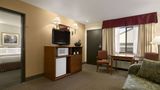 Baymont Inn & Suites Seattle/Kirkland WA Suite