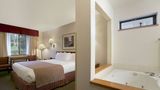 Baymont Inn & Suites Seattle/Kirkland WA Room