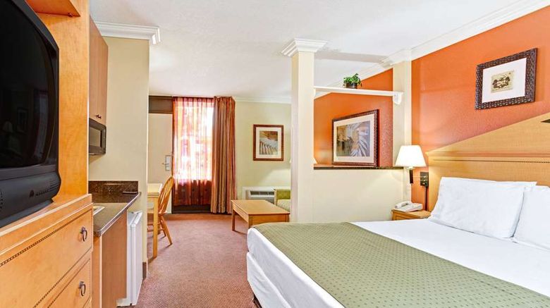 <b>Days Inn Kissimmee West Room</b>. Images powered by <a href="https://iceportal.shijigroup.com/" title="IcePortal" target="_blank">IcePortal</a>.