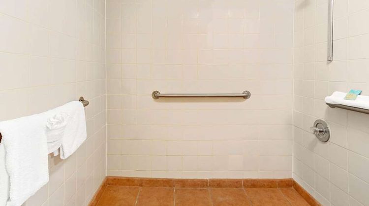 Days Inn Kissimmee West Room