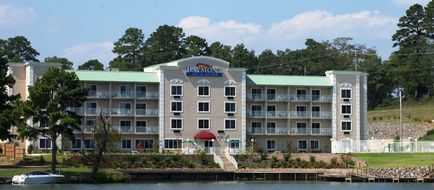 Baymont Inn & Suites Hot Springs Exterior