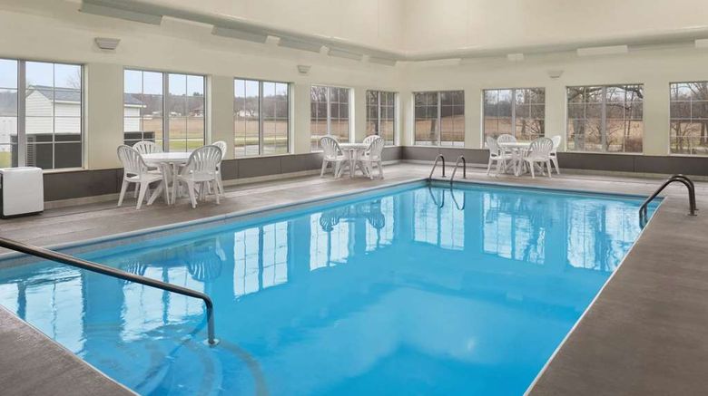 <b>Baymont Inn & Suites Washington Pool</b>. Images powered by <a href="https://iceportal.shijigroup.com/" title="IcePortal" target="_blank">IcePortal</a>.