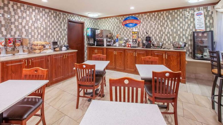 <b>Baymont Inn & Suites Grand Rapids Arpt Other</b>. Images powered by <a href="https://iceportal.shijigroup.com/" title="IcePortal" target="_blank">IcePortal</a>.